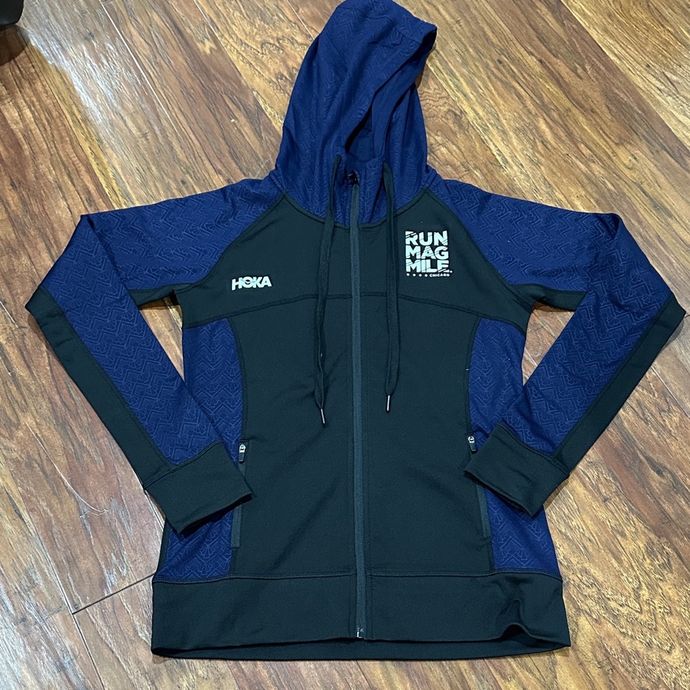Hoka Women's Blue and Black Sweater